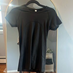 Lululemon Swiftly Tech Short Sleeve 2.0